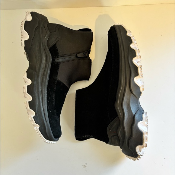 Sorel Women's Kinetic Breakthru Acadia Waterproof Sneaker Booties in Black - Picture 9 of 11